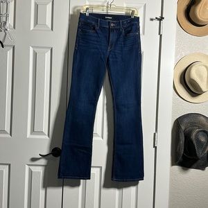 Express Mid-Rise Jeans